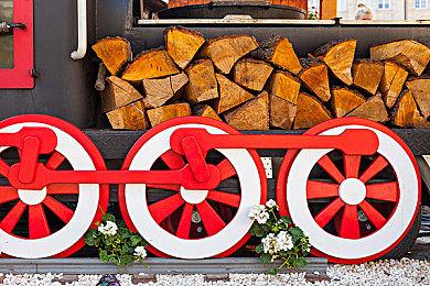 传SE打算以三部曲形式复刻《最终幻想13》游戏